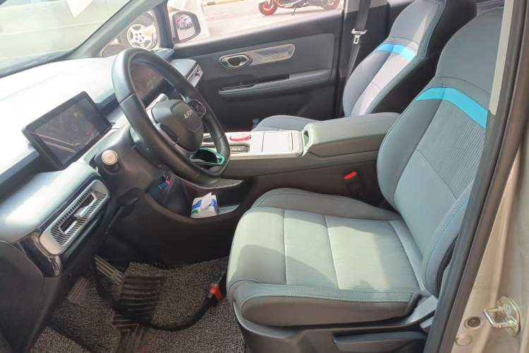 Used AION Y 2023 Younger Left Front Seat