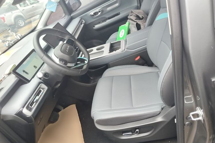 Used AION Y 2023 Younger Star Edition Left Front Seat