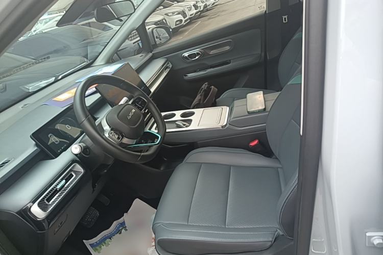 Used AION Y 2023 Plus 510 Smart Edition Left Front Seat