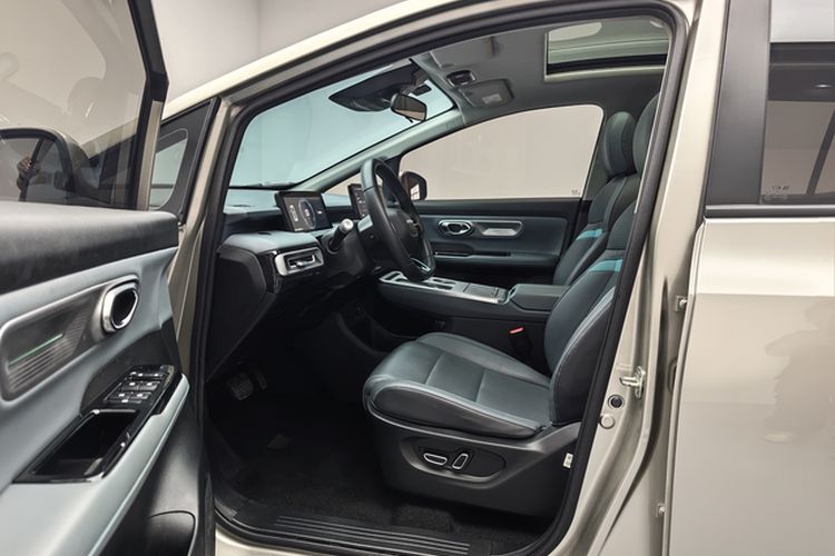 Used AION Y 2023 Plus 510 Smart Edition Left Front Seat