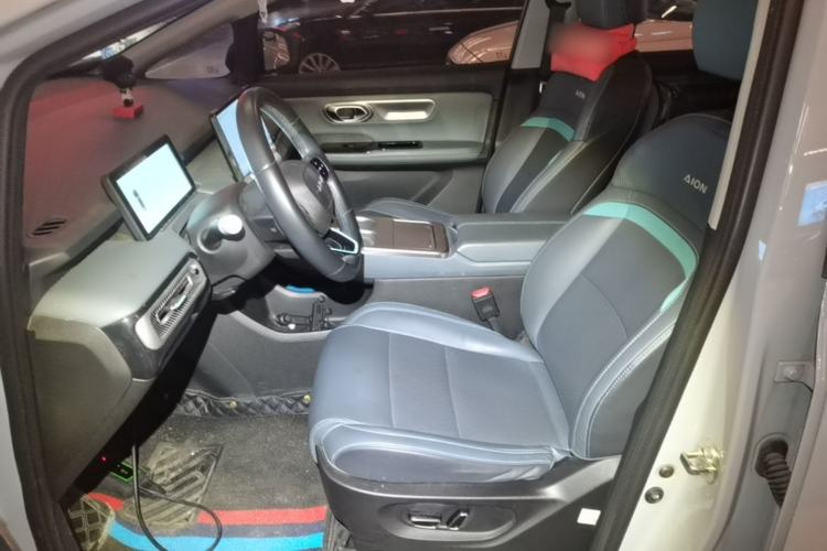 Used AION Y 2023 Plus 510 Smart Edition Left Front Seat