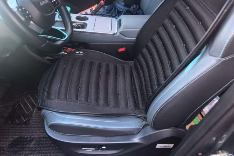 Used AION Y 2023 Younger Star Edition Left Front Seat