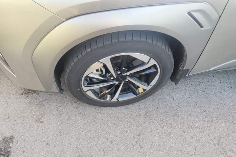 Used AION Y 2023 Younger Star Edition Left Front Wheel Hub