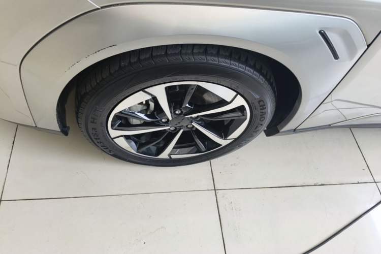 Used AION Y 2023 Younger Star Edition Left Front Wheel Hub