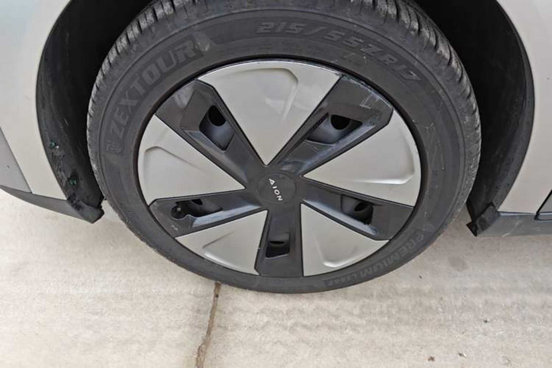 Used AION Y 2023 Plus 510 Enjoy Edition Left Front Wheel Hub