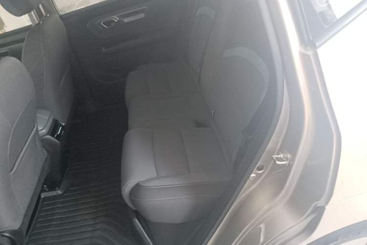 Used AION Y 2023 Plus 510 Enjoy Edition Left Rear Seat