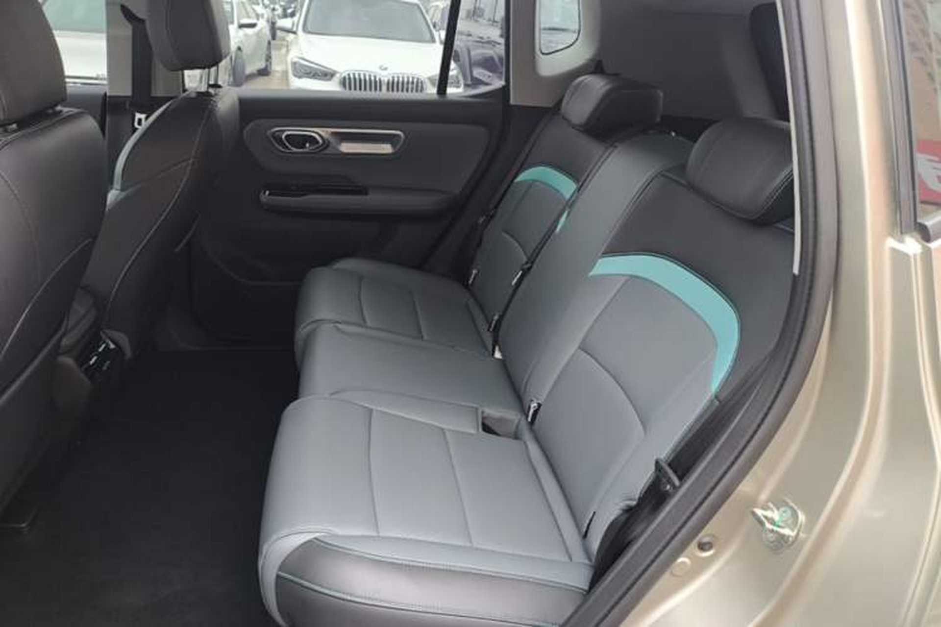 Used AION Y 2023 Plus 510 Smart Edition Left Rear Seat