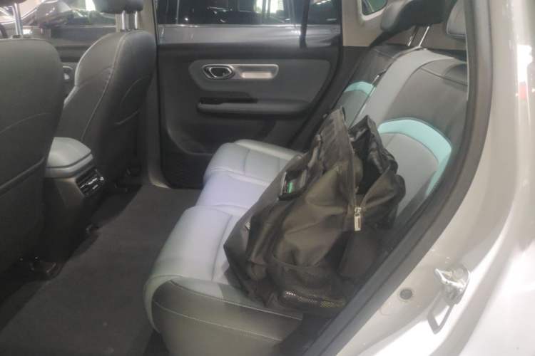 Used AION Y 2023 Plus 510 Smart Edition Left Rear Seat