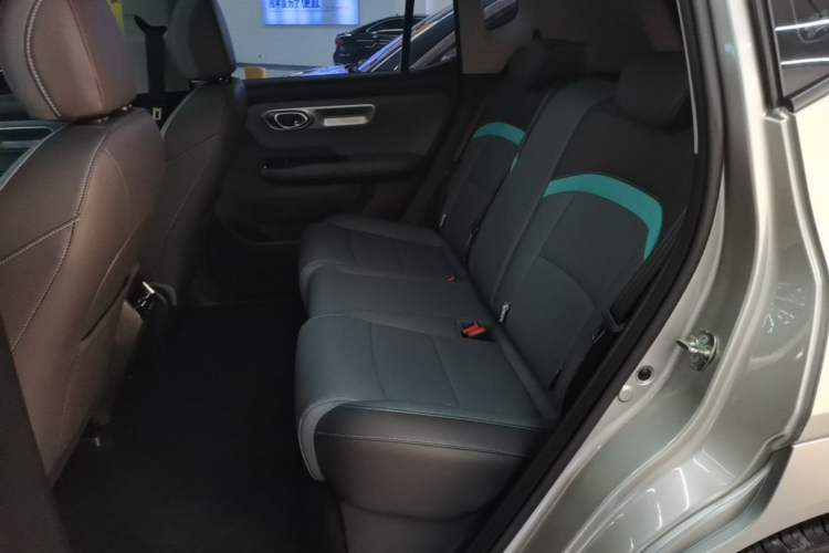 Used AION Y 2023 Younger Star Edition Left Rear Seat