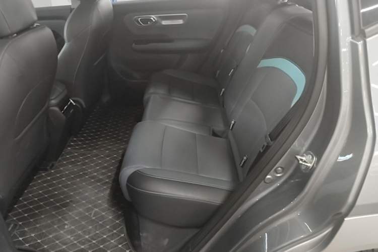 Used AION Y 2023 Plus 510 Smart Edition Left Rear Seat