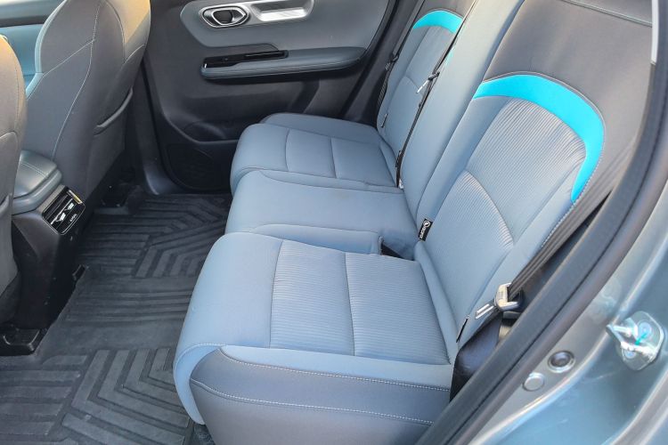 Used AION Y 2023 Younger Left Rear Seat