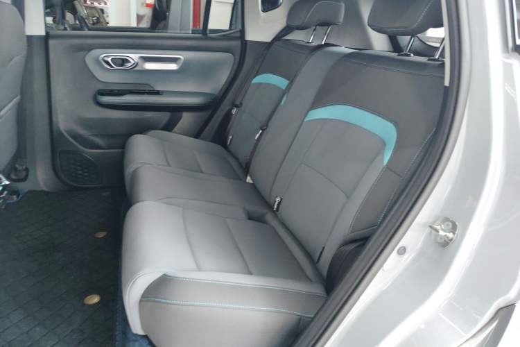 Used AION Y 2023 Plus 510 Enjoy Edition Left Rear Seat