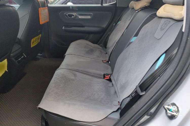 Used AION Y 2023 Plus 510 Smart Edition Left Rear Seat
