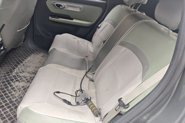 Used AION Y 2023 Plus 510 Enjoy Edition Left Rear Seat