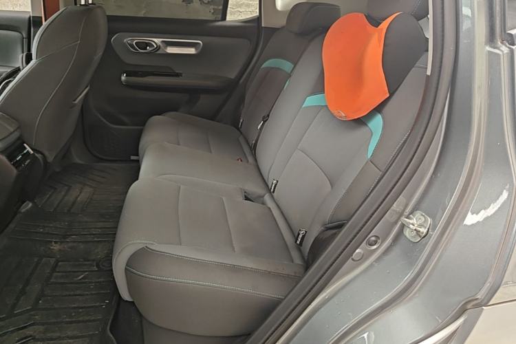 Used AION Y 2023 Plus 510 Enjoy Edition Left Rear Seat