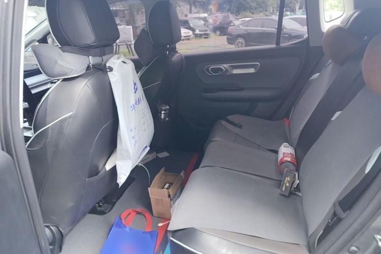 Used AION Y 2023 Plus 510 Enjoy Edition Left Rear Seat