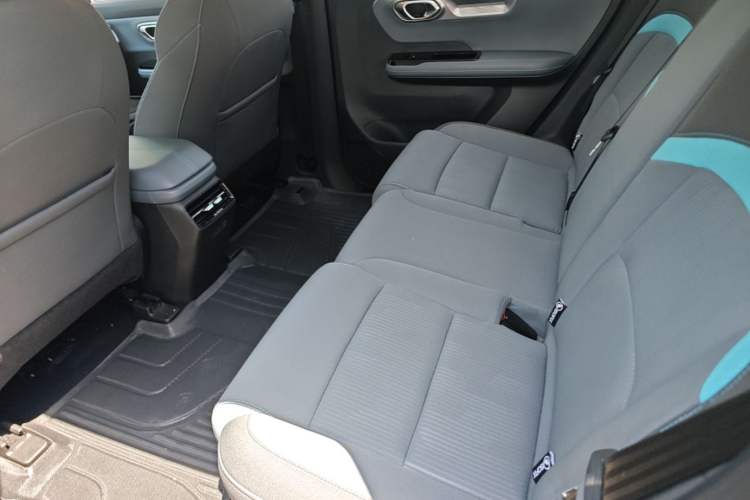 Used AION Y 2023 Plus 510 Enjoy Edition Left Rear Seat
