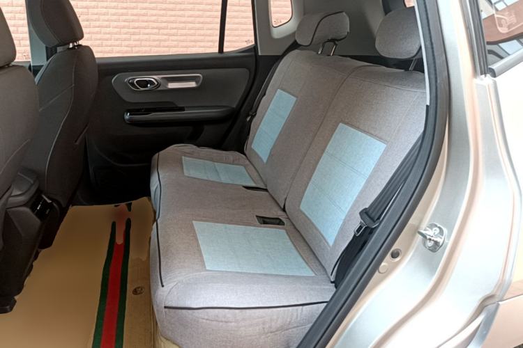 Used AION Y 2023 Plus 610 Enjoyment Edition Ternary Lithium Left Rear Seat