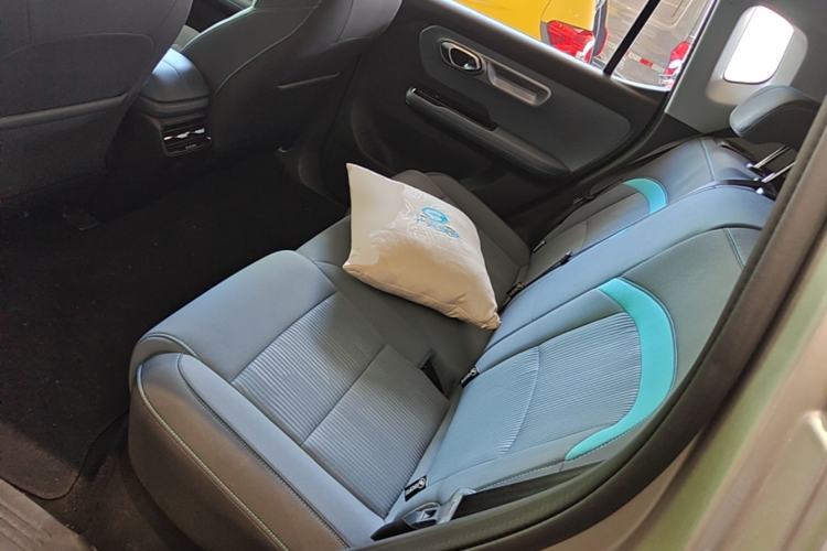 Used AION Y 2023 Plus 610 Enjoy Edition Left Rear Seat