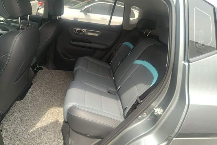 Used AION Y 2023 Plus 510 Smart Edition Left Rear Seat