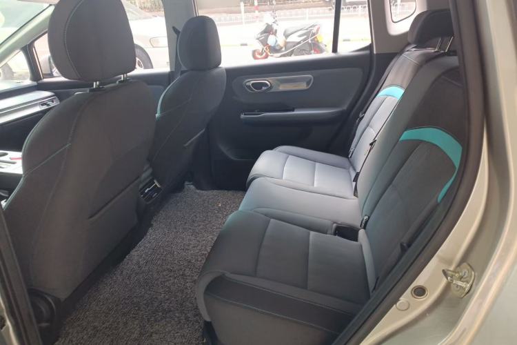 Used AION Y 2023 Younger Left Rear Seat
