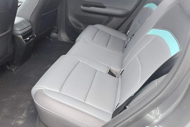 Used AION Y 2023 Younger Star Edition Left Rear Seat