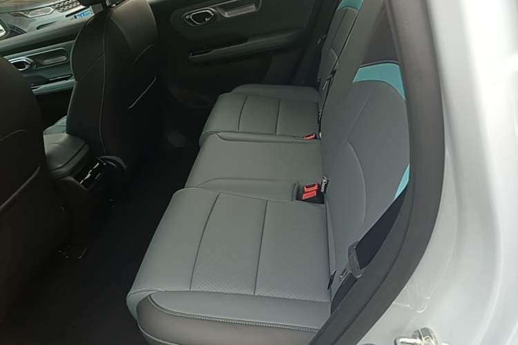 Used AION Y 2023 Plus 510 Smart Edition Left Rear Seat