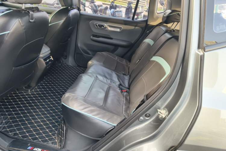 Used AION Y 2023 Plus 510 Enjoy Edition Left Rear Seat