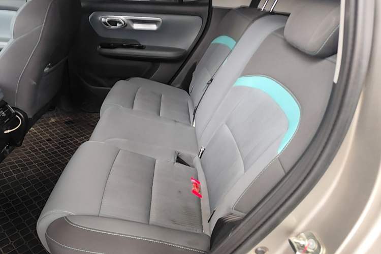 Used AION Y 2023 Plus 510 Enjoy Edition Left Rear Seat