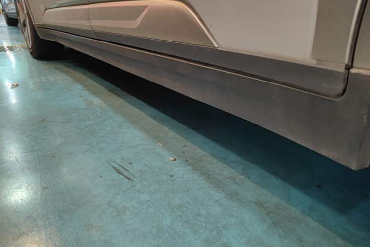 Used AION Y 2023 Plus 510 Enjoy Edition Left Side Sill