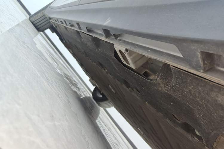 Used AION Y 2023 Plus 510 Smart Edition Left Side Sill
