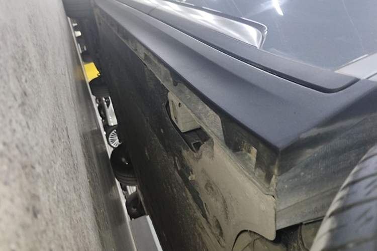 Used AION Y 2023 Plus 510 Smart Edition Left Side Sill