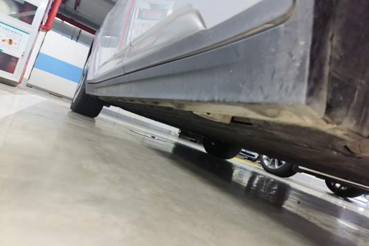 Used AION Y 2023 Plus 610 Enjoyment Edition Ternary Lithium Left Side Sill