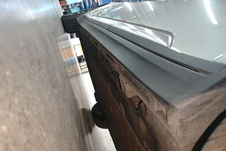 Used AION Y 2023 Plus 510 Smart Edition Left Side Sill