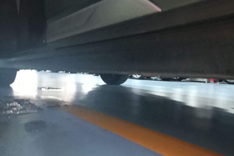 Used AION Y 2023 Younger Left Side Sill
