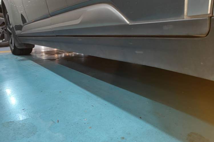 Used AION Y 2023 Plus 510 Smart Edition Left Side Sill