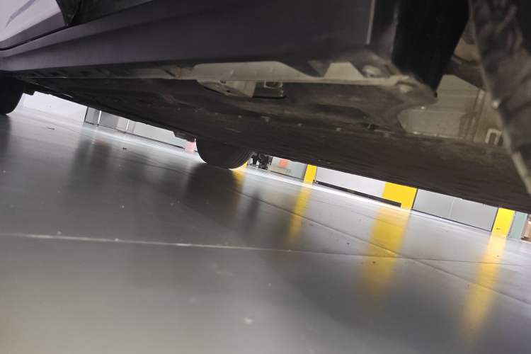 Used AION Y 2023 Plus 510 Enjoy Edition Left Side Sill
