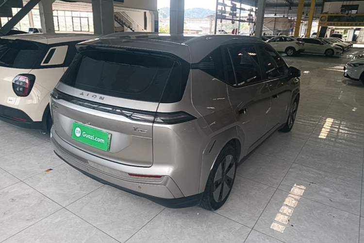 Used AION Y 2023 Plus 510 Enjoy Edition Rear Right 45 Deg