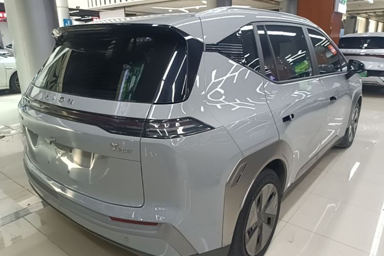 Used AION Y 2023 Plus 510 Enjoy Edition Rear Right 45 Deg