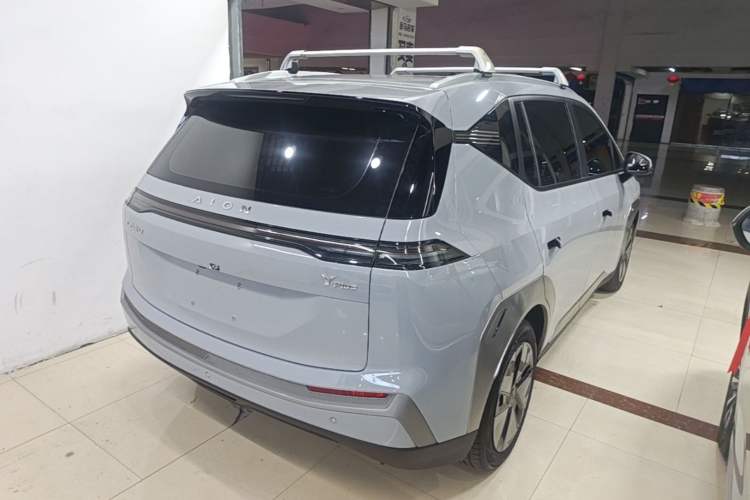Used AION Y 2023 Plus 510 Enjoy Edition Rear Right 45 Deg