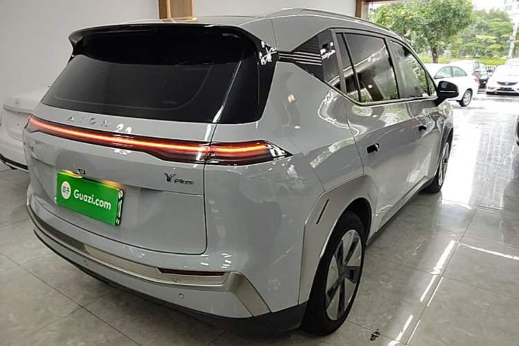 Used AION Y 2023 Plus 510 Enjoy Edition Rear Right 45 Deg