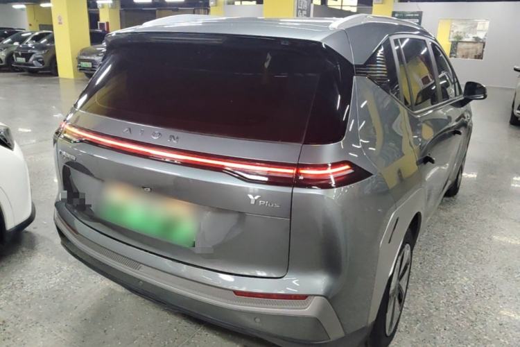 Used AION Y 2023 Plus 510 Enjoy Edition Rear Right 45 Deg