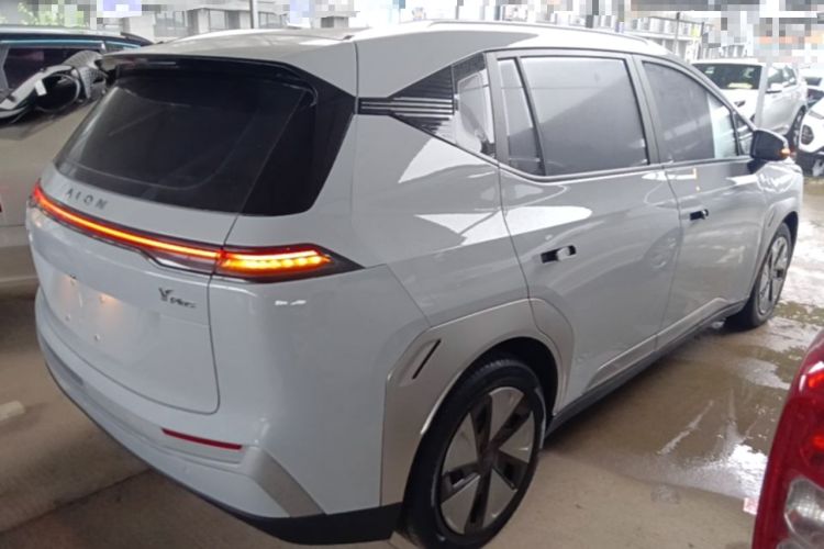 Used AION Y 2023 Plus 510 Enjoy Edition Rear Right 45 Deg