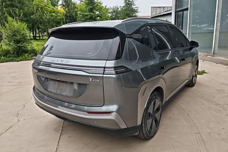 Used AION Y 2023 Plus 510 Enjoy Edition Rear Right 45 Deg