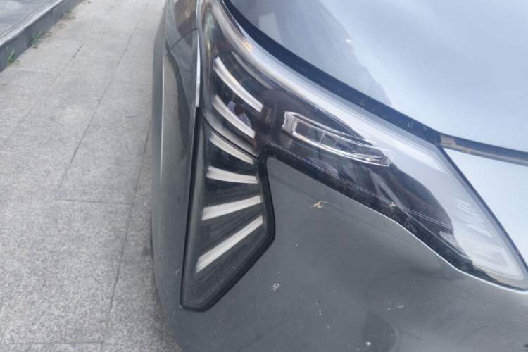 Used AION Y 2023 Plus 510 Enjoy Edition Right Front Headlight