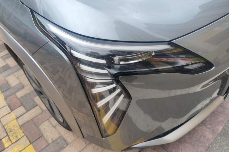 Used AION Y 2023 Younger Right Front Headlight