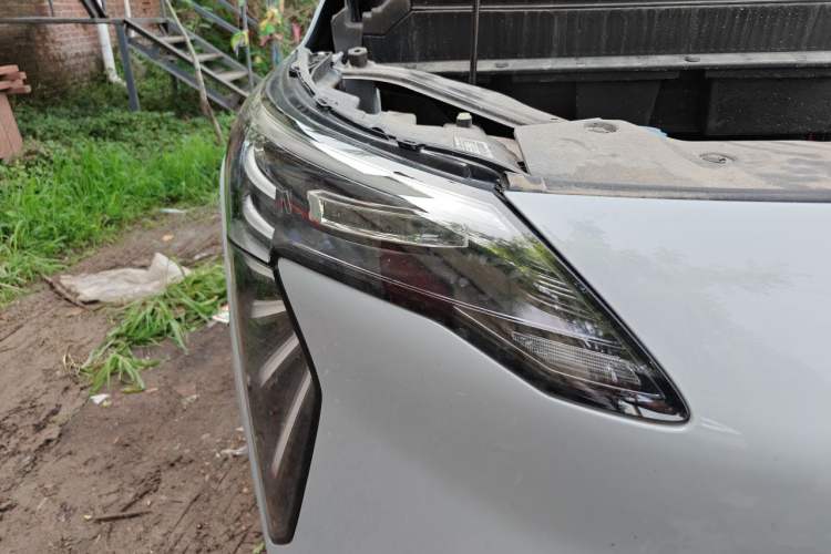 Used AION Y 2023 Plus 510 Enjoy Edition Right Front Headlight