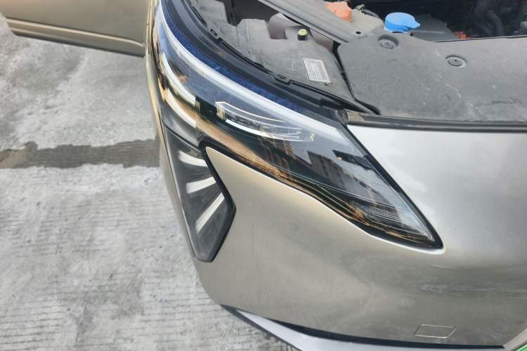 Used AION Y 2023 Plus 510 Enjoy Edition Right Front Headlight
