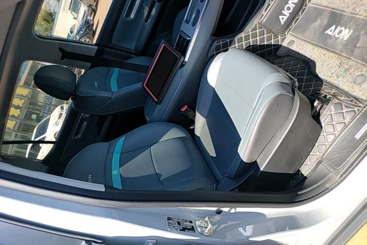 Used AION Y 2023 Plus 510 Smart Edition Right Front Seat