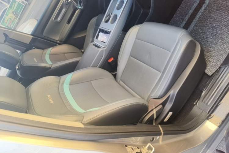 Used AION Y 2023 Younger Star Edition Right Front Seat